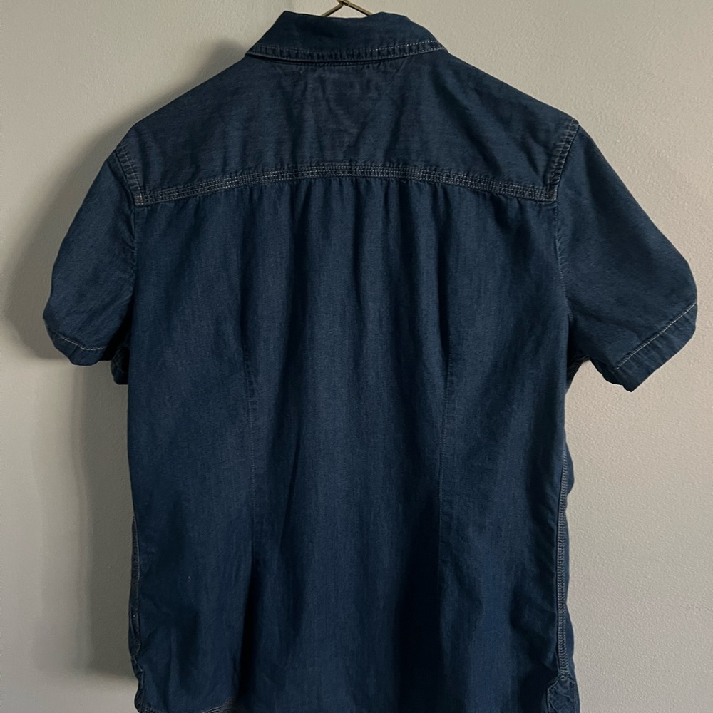 Tommy Hilfiger Casual Blue Jean Button Down Shirt - Picture 9 of 9